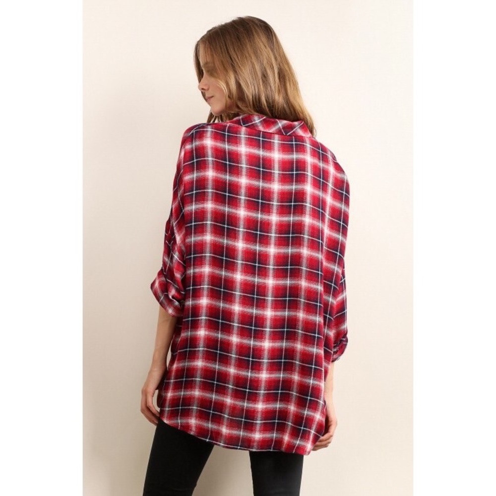 >>LAST<< Red Plaid Relaxed Fit Top - Picture 3 of 4