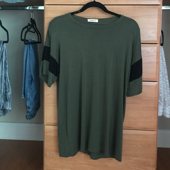 Tops - Hunter Green Tee