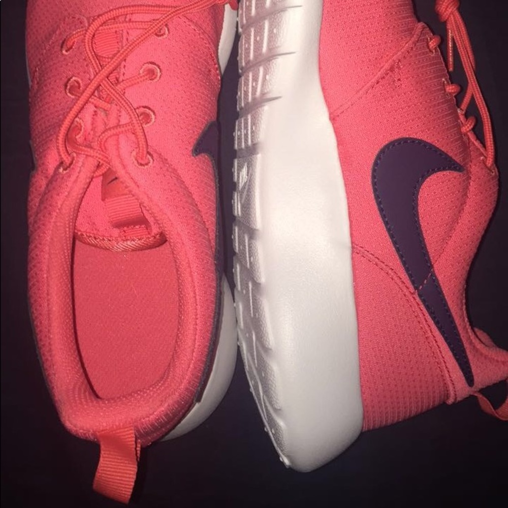 Nike Roshe Ones (Ember Glow)