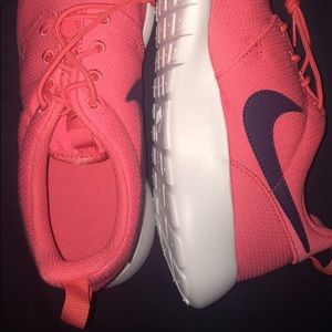 Nike Roshe Ones (Ember Glow)