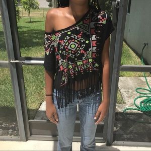 🔥Brand New🔥Fringed crop top🔥