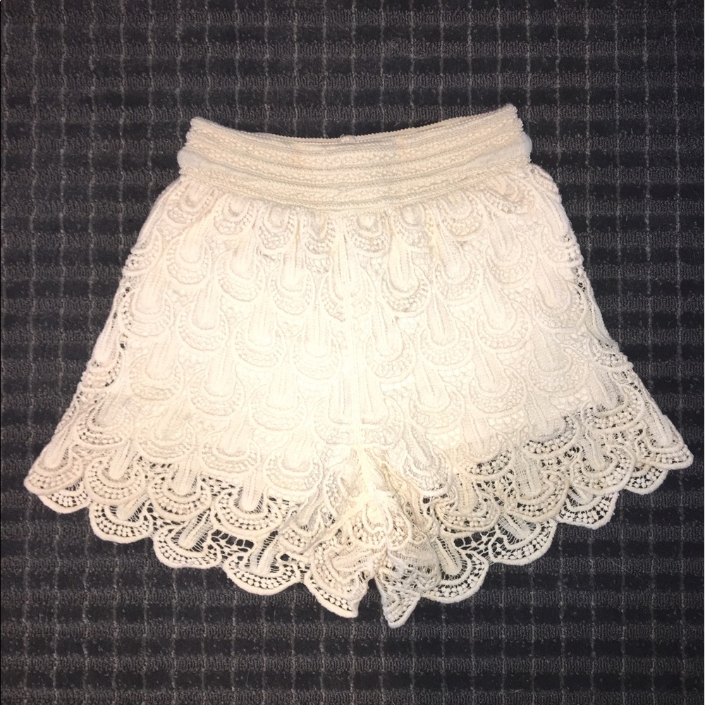 Lace shorts