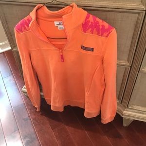 Vineyard vines Quarter Zip. Size X-S.
