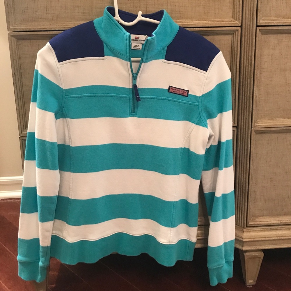 Vineyard Vines Quarter Zip. Size M.