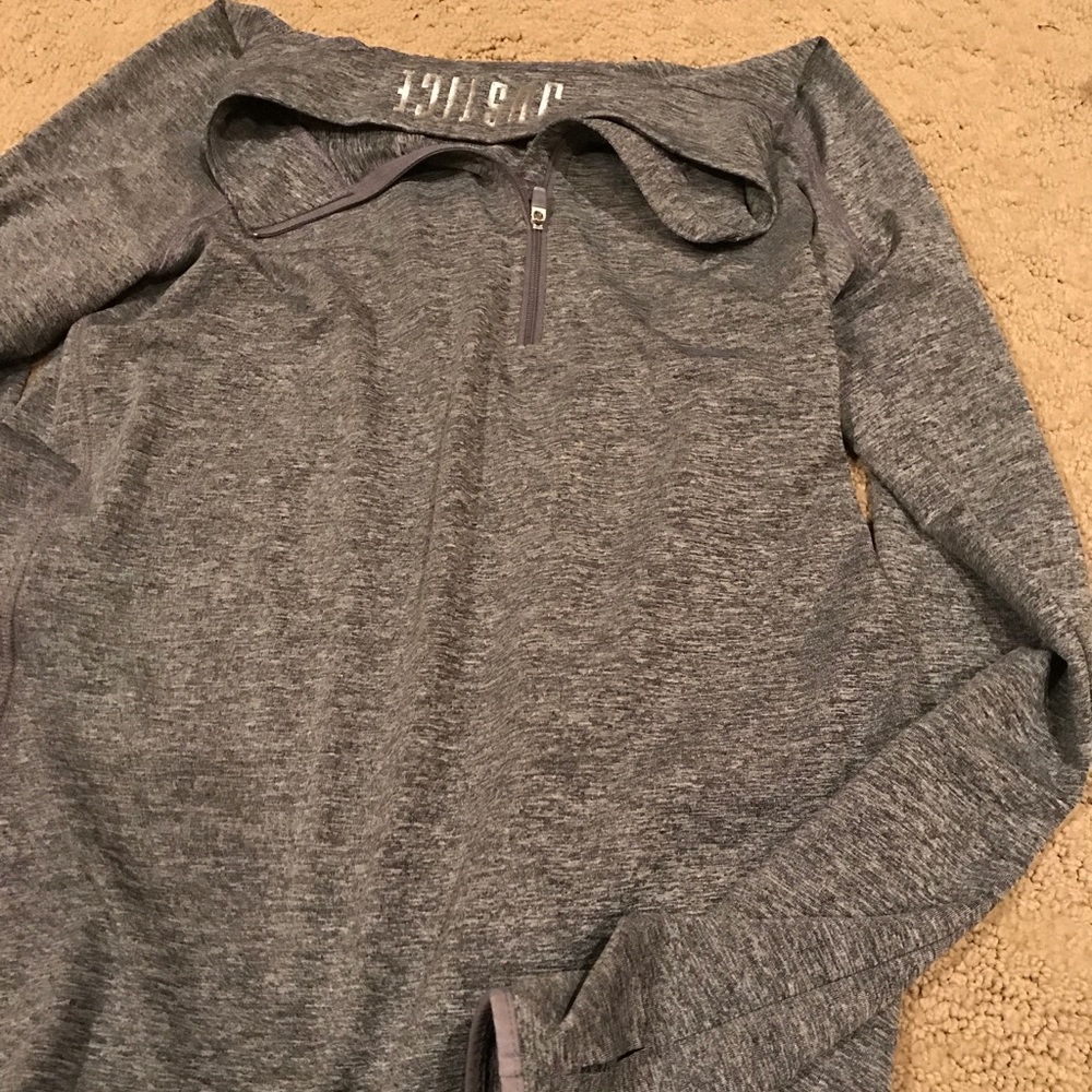 Pull over sports shirt!