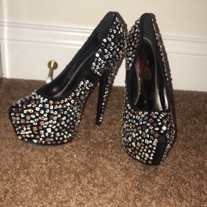 Black platforms w/ jewels