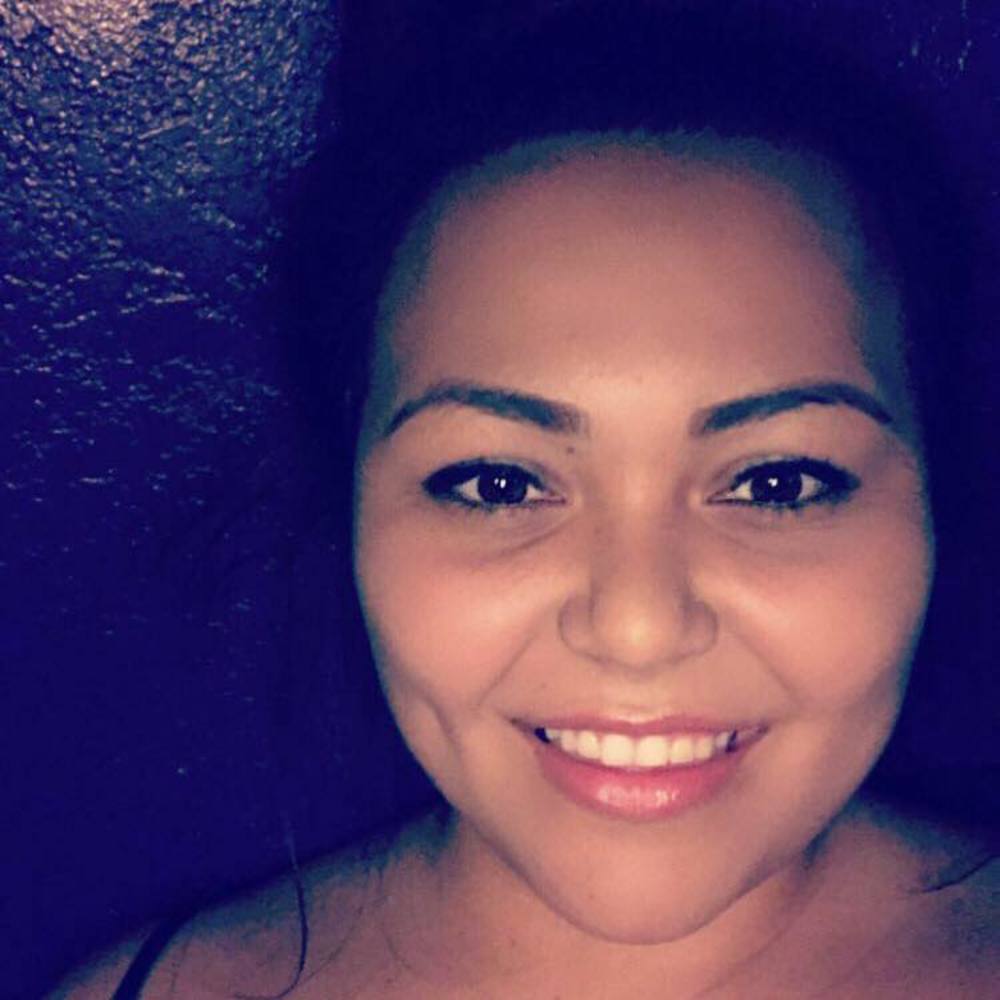 Meet your Posher, Mia