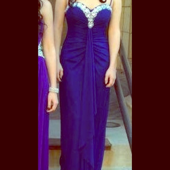 Prom/Formal Dress - Picture 1 of 3