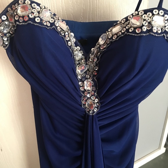 Prom/Formal Dress - Picture 3 of 3