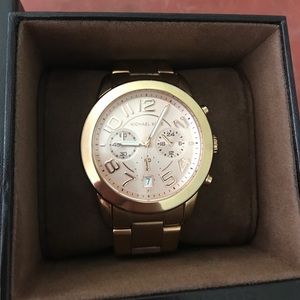 Michael Kors Oversized Bradshaw Rose Gold Watch