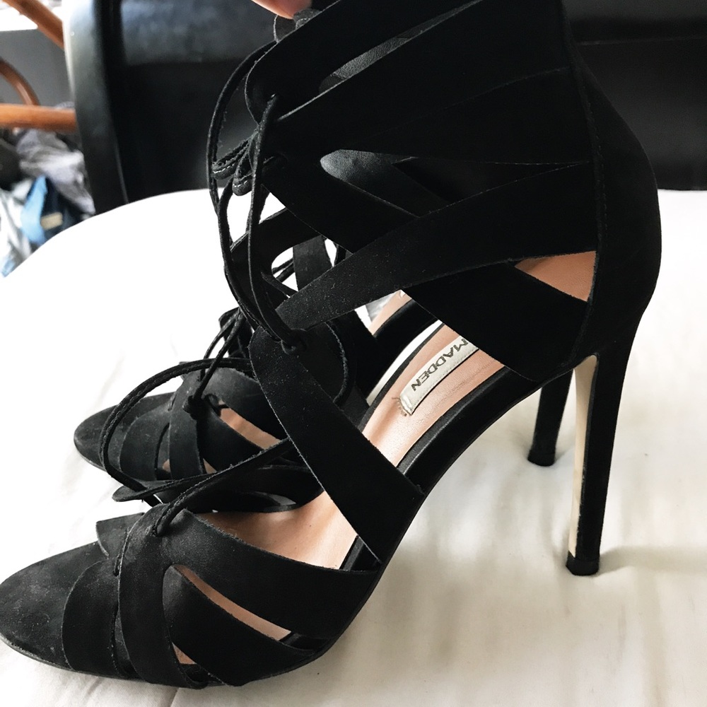 STEVE MADDEN LACE UP HEELS