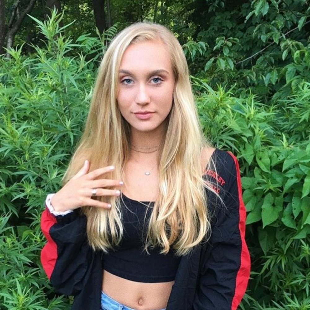 Meet your Posher, Ani