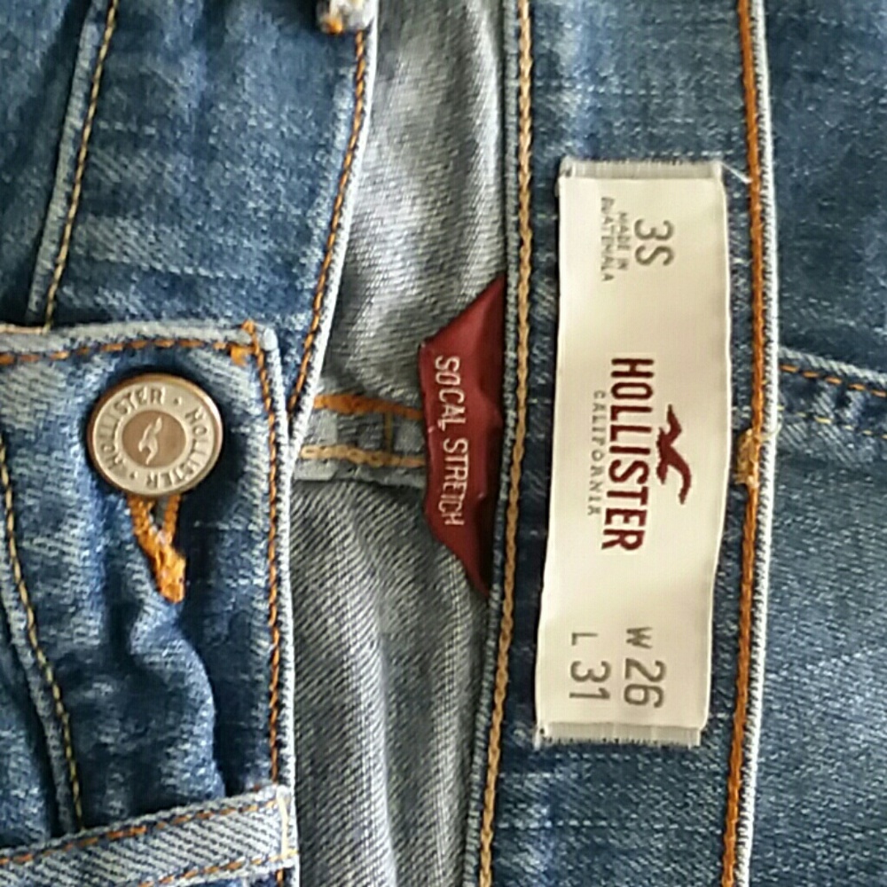 JUNIORS HOLLISTER JEANS SIZE 3S