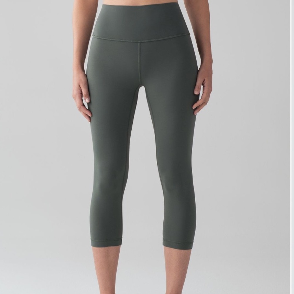 Lululemon Align Crops