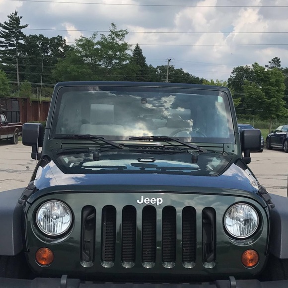 Meet your Posher, Gino - Picture 1 of 1