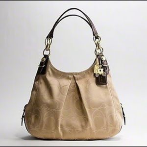 Coach Mia Signature Outline C Maggie Bag