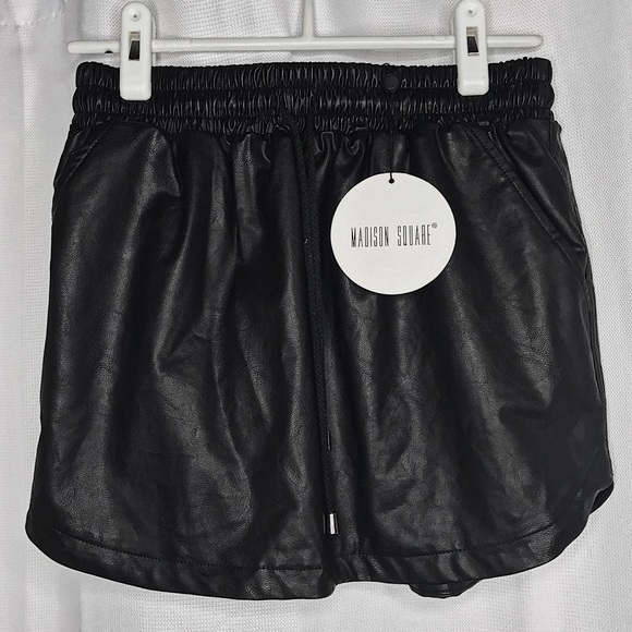 Black Leather Skirt - Picture 1 of 4