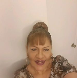 Meet your Posher, Marisol