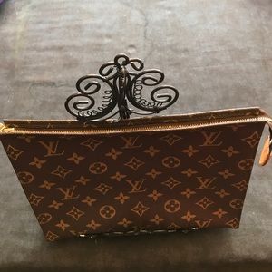 Louis Vuitton  Clutch