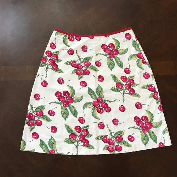 Tommy Hilfiger Dresses & Skirts - Tommy Hilfiger Cherry Print Skirt 🍒