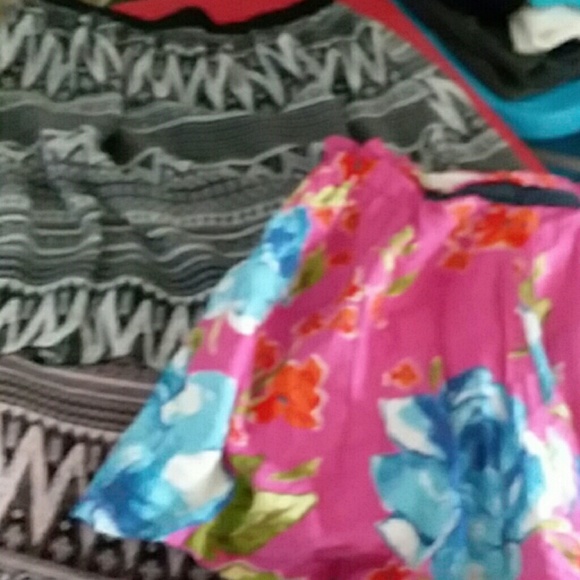 JUNIORS SKIRTS 2 FOR 1 SIZE M - Picture 1 of 3