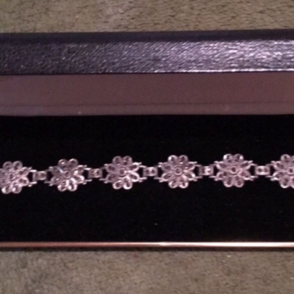 🎉HOST PICK 🎉Vintage marcasite bracelet