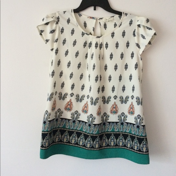 love j Tops - Love J beautiful top!