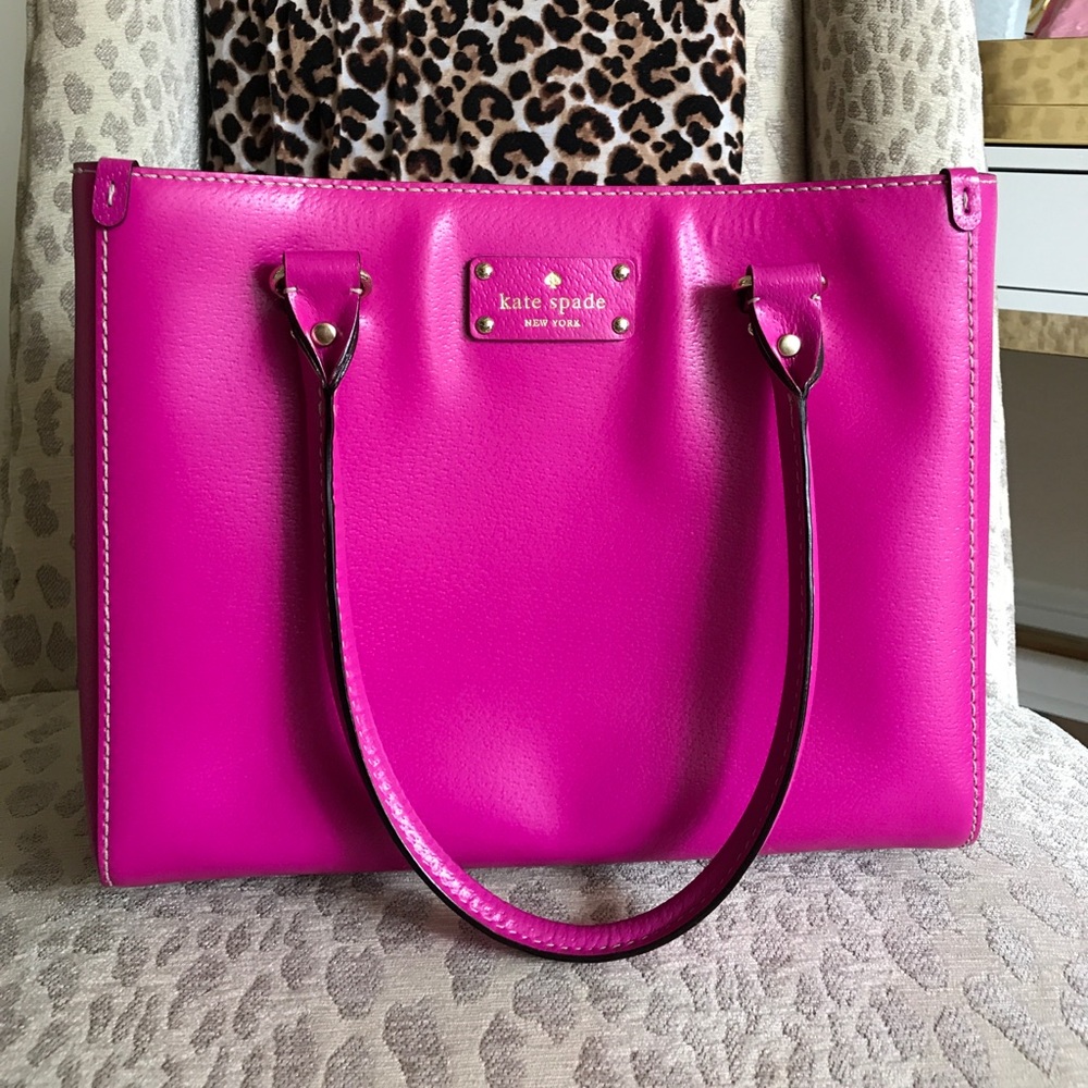 Kate Spade Tote - Picture 1 of 8
