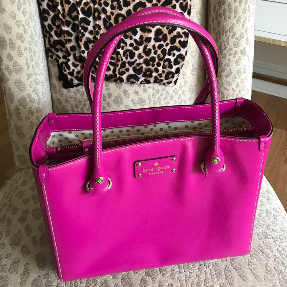 Kate Spade Tote - Picture 2 of 8