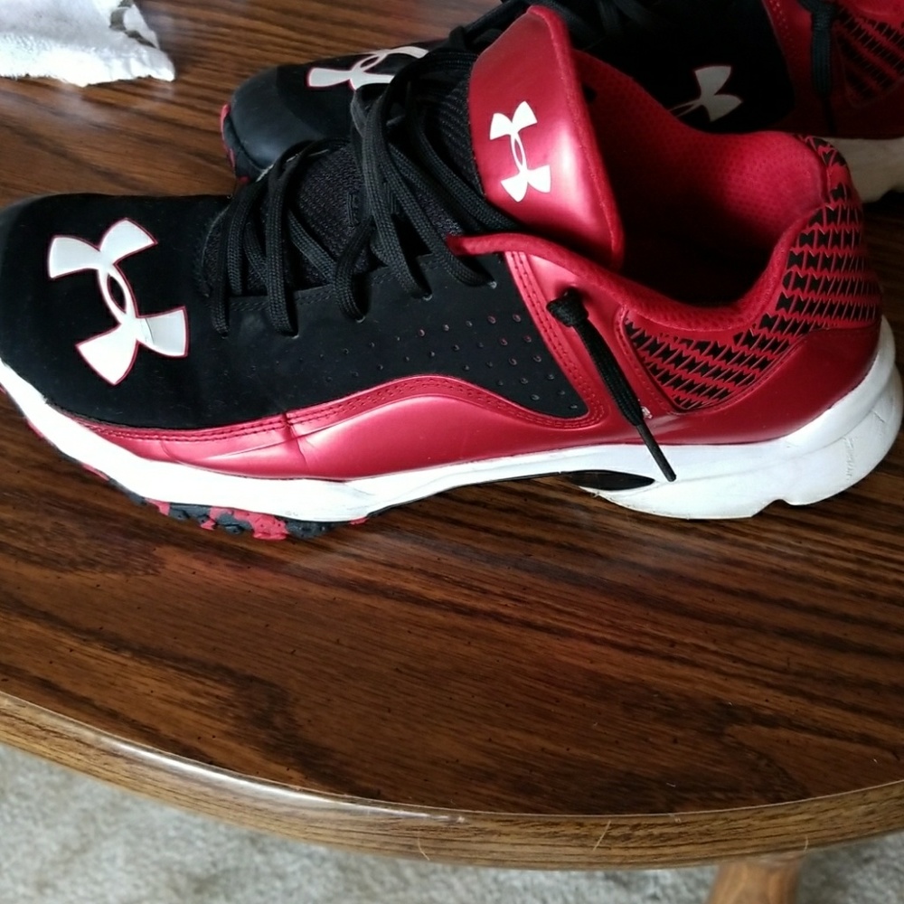 Under Armour baseball training shoes