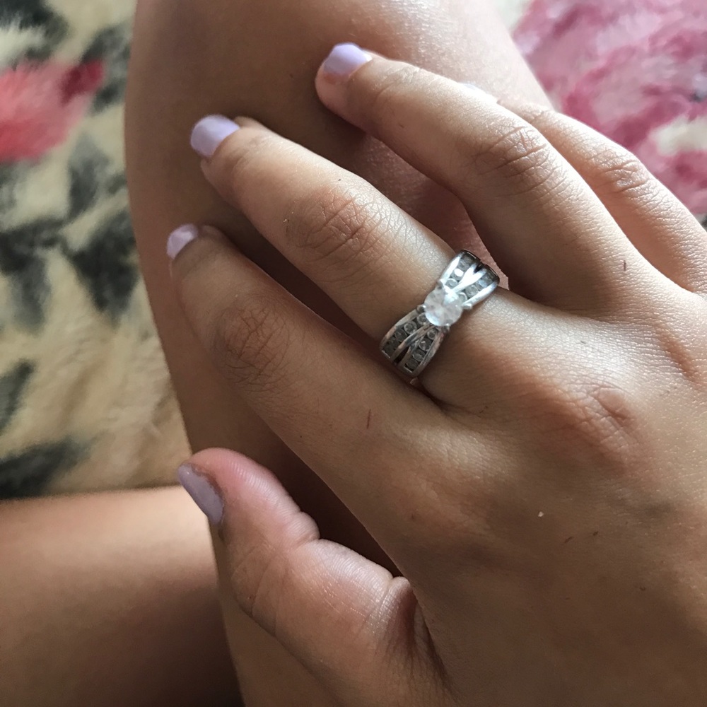 925 ring- size 6