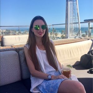 Meet your Posher, Maria