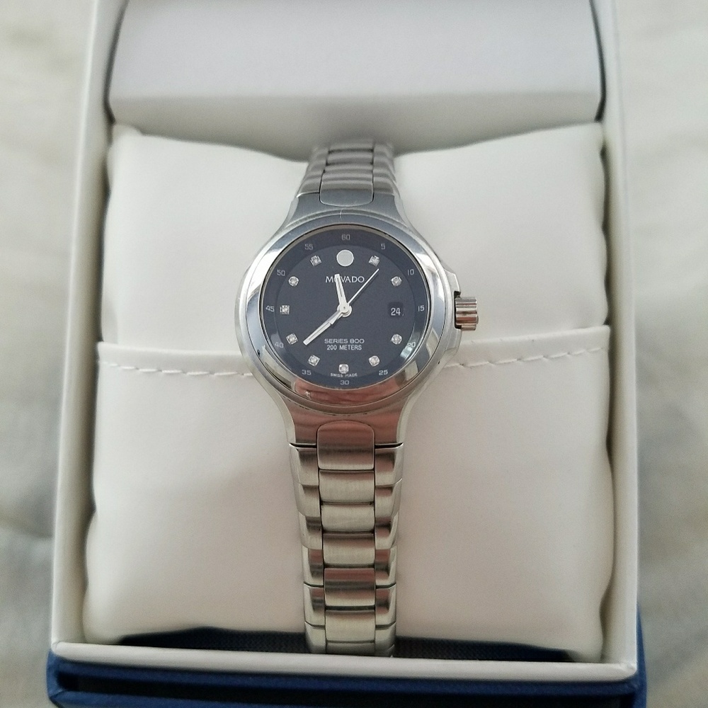 Ladies Movado 800 Series Watch