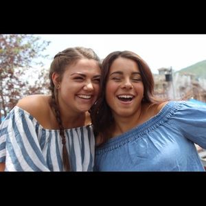 Meet your Posher, Elise