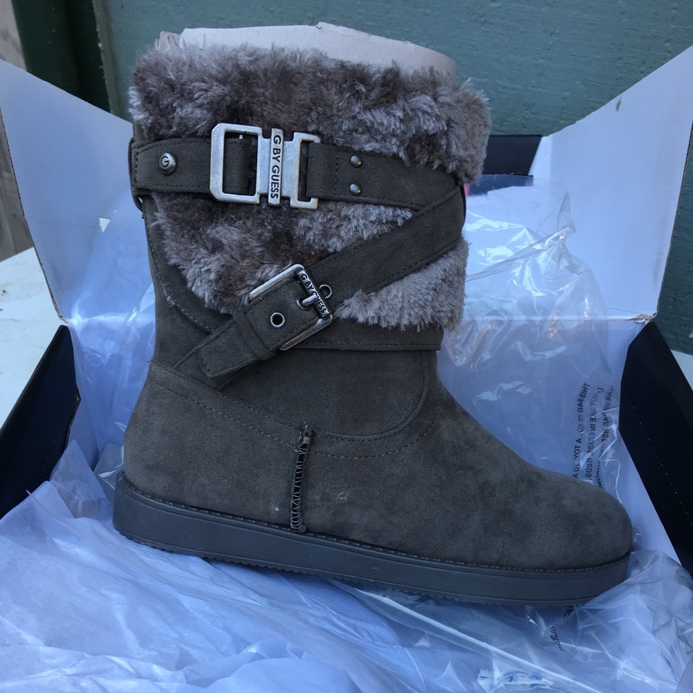 BRAND NEW G by Guess cold weather booties size 7m