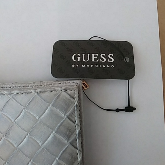 NWT Guess Leather Wallet - Picture 5 of 5