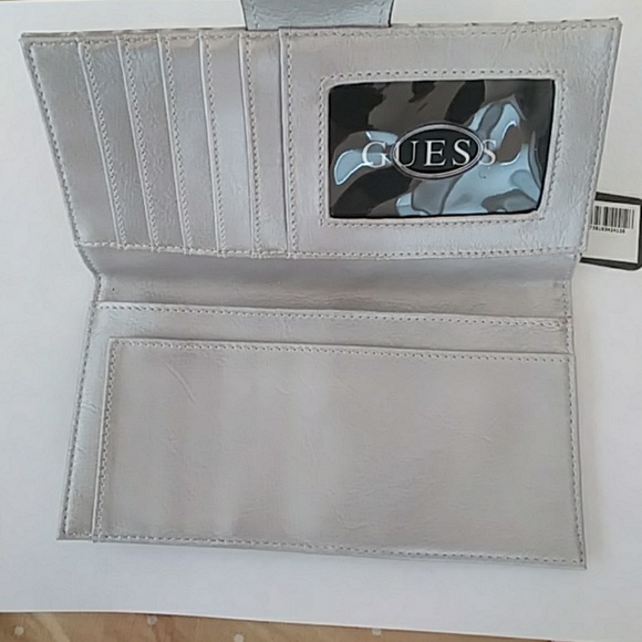 NWT Guess Leather Wallet - Picture 2 of 5