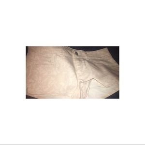 American eagle size 8 shorts.