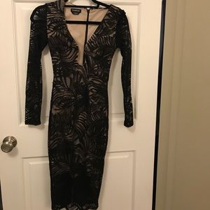 Bebe long sleeve cocktail dress