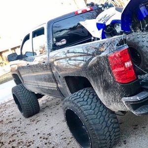 Meet your Posher, Armando