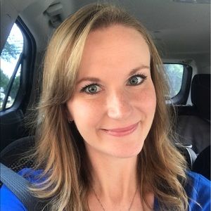 Meet your Posher, Christine