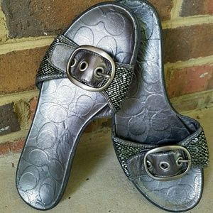 Coach silver/gunmetal beaded slide size 7.5