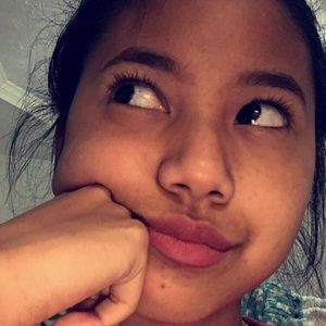 Meet your Posher, Amina