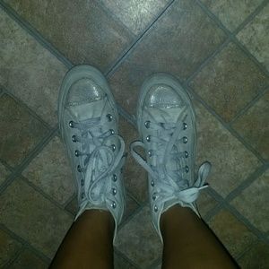 Converse