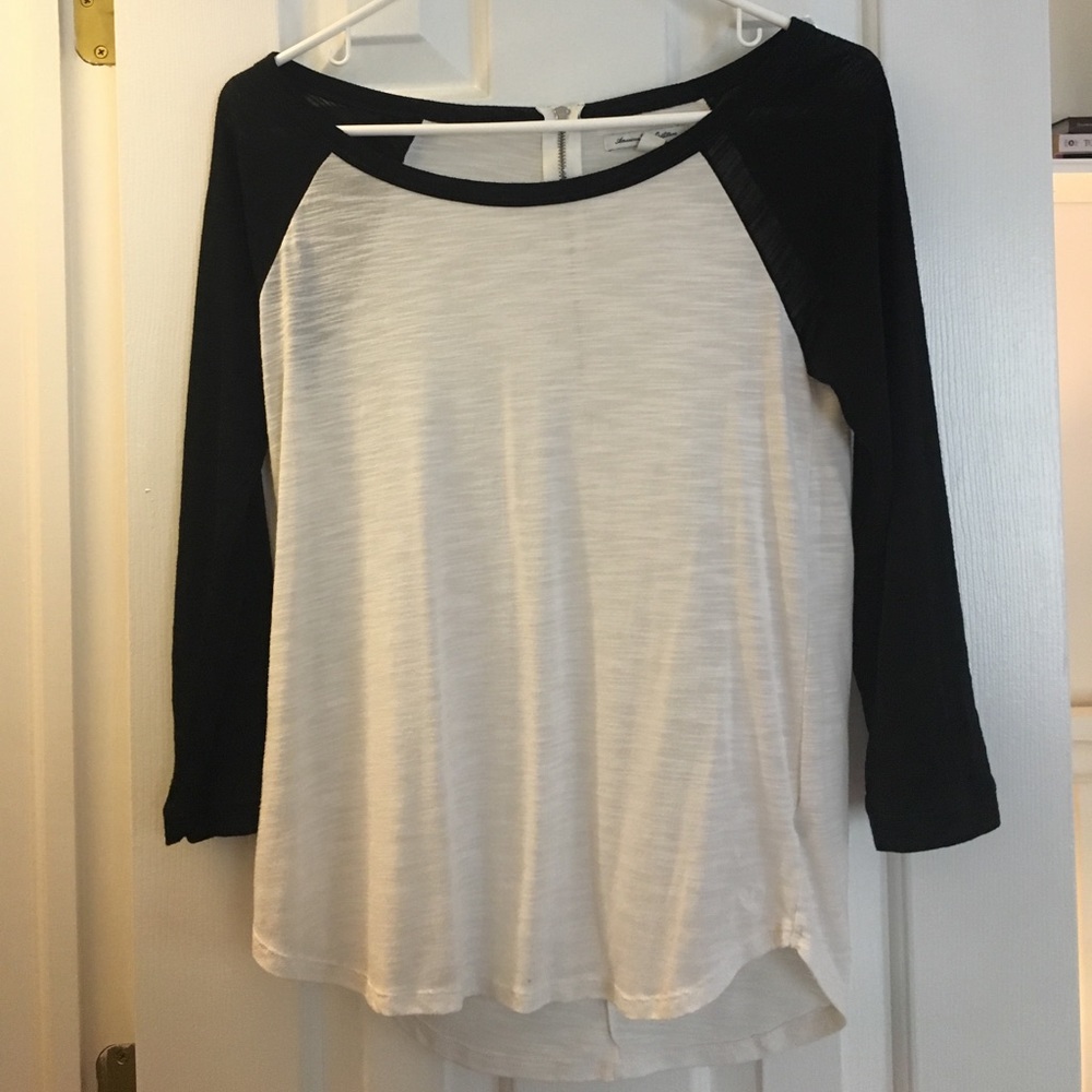 American Eagle baseball tee
