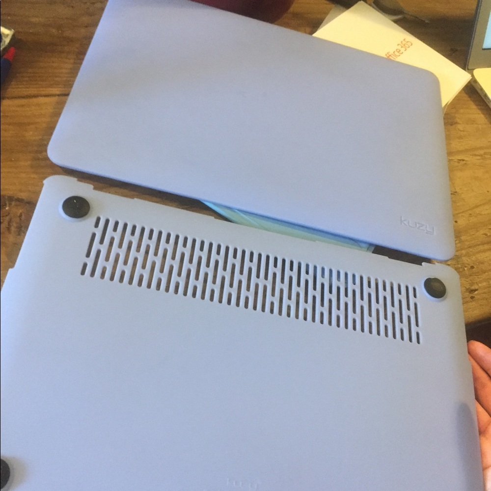 Mac book air hard shell 13 in case