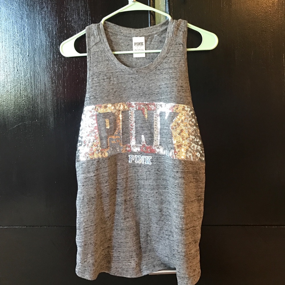 pink tank top
