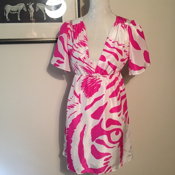 Amanda Uprichard Dresses & Skirts - Amanda Uprichard Silk Tunic dress Coverup