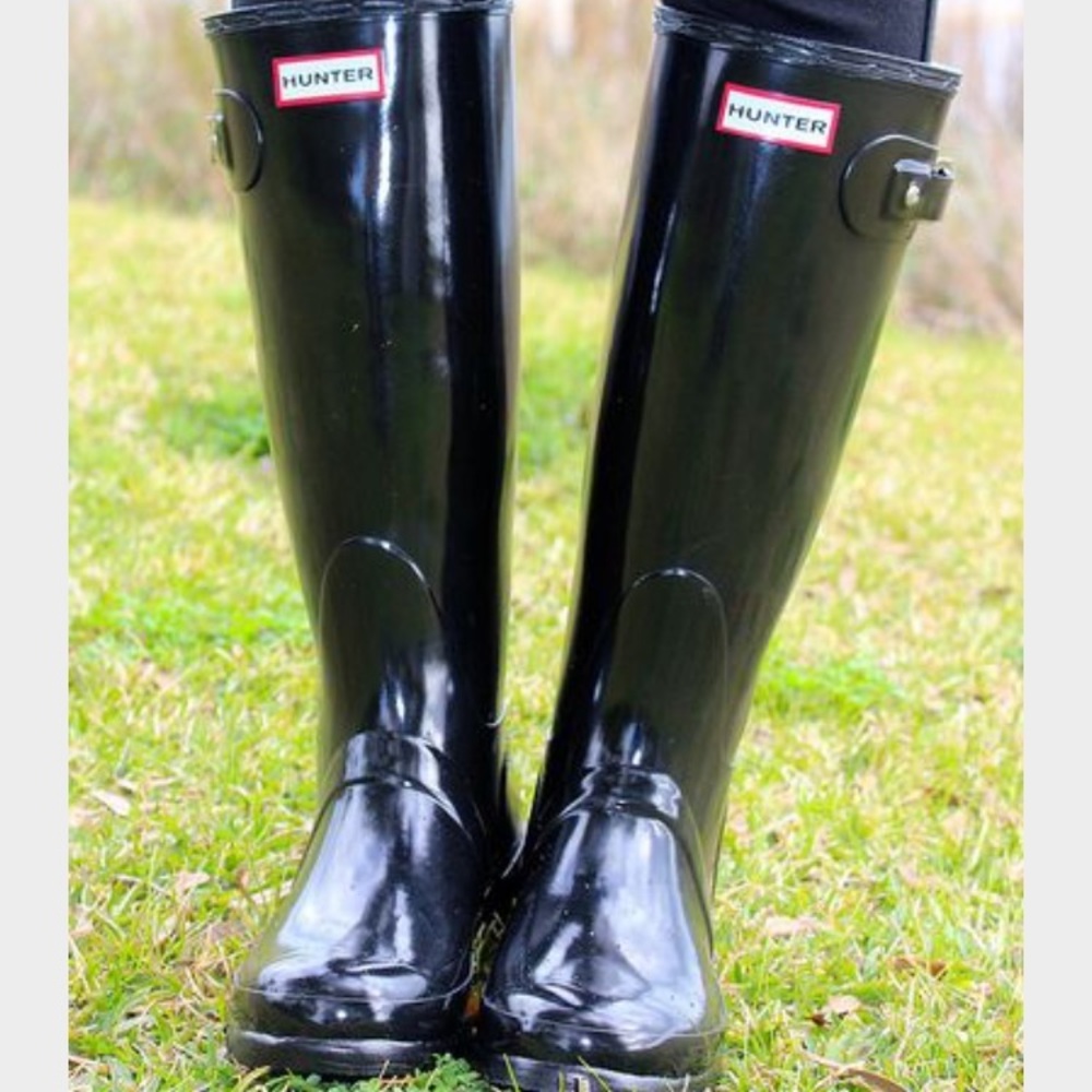 Black gloss hunter boots