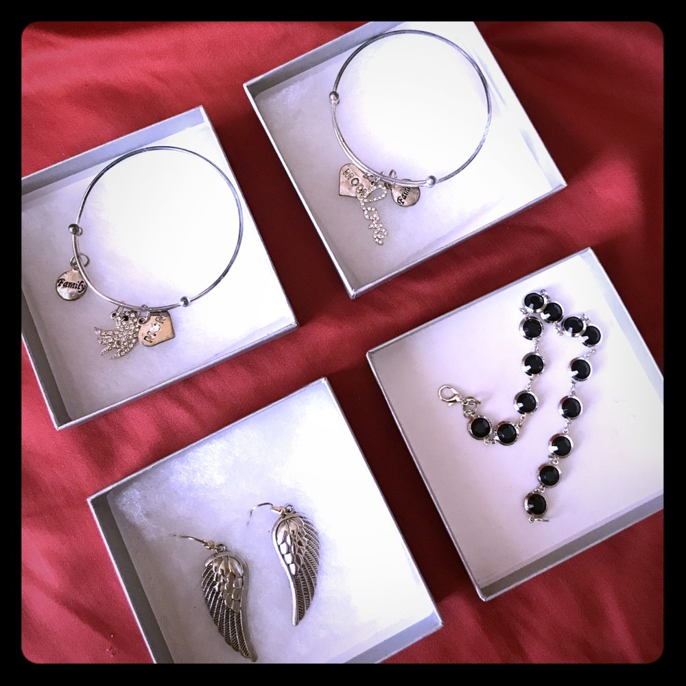 ✨4 piece package✨